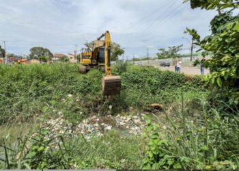 Prefeitura alerta para descarte irregular de lixo com a chegada do período chuvoso