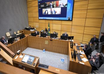Filho e noivado não bastam para comprovar união estável pós-morte, decide Terceira Turma